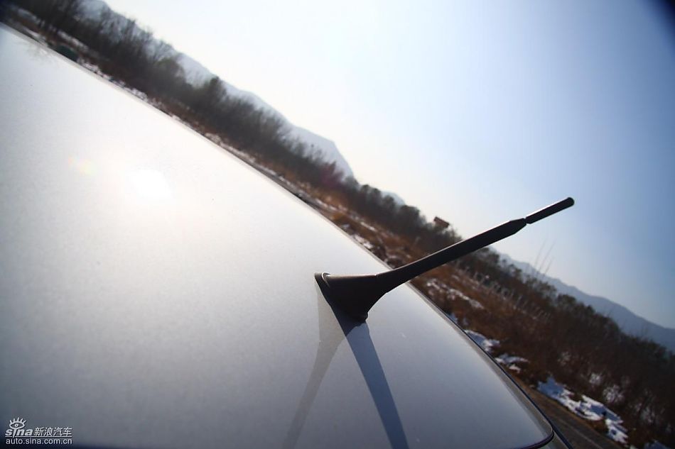 中华骏捷FSV试车实拍图发动机细节与其他