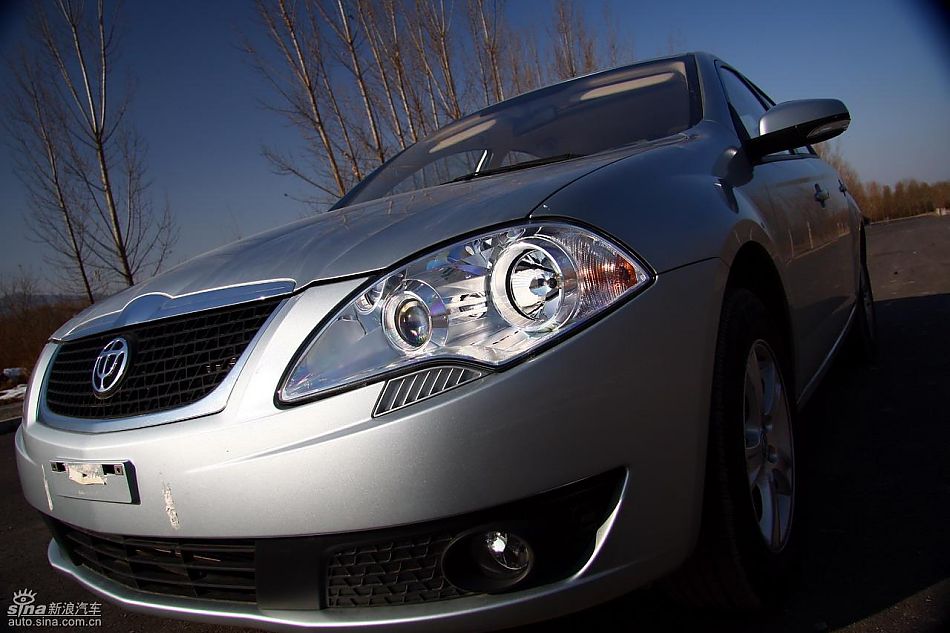 中华骏捷FSV试车实拍图发动机细节与其他