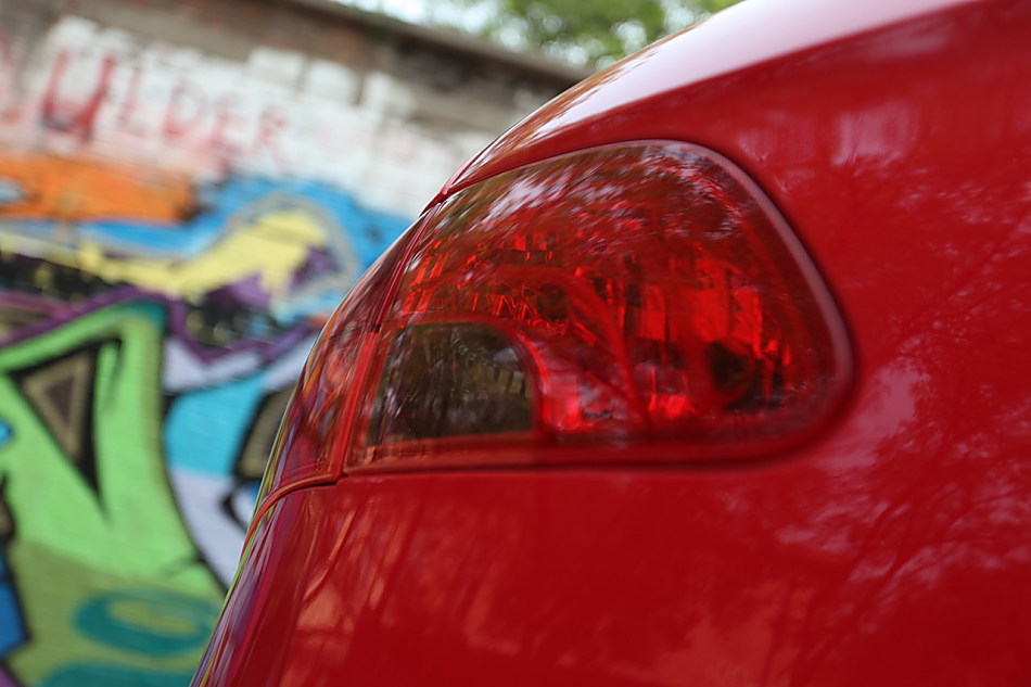 中华骏捷FSV 1.6AT外观图片