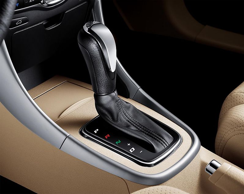 中华骏捷FSV内饰及细节