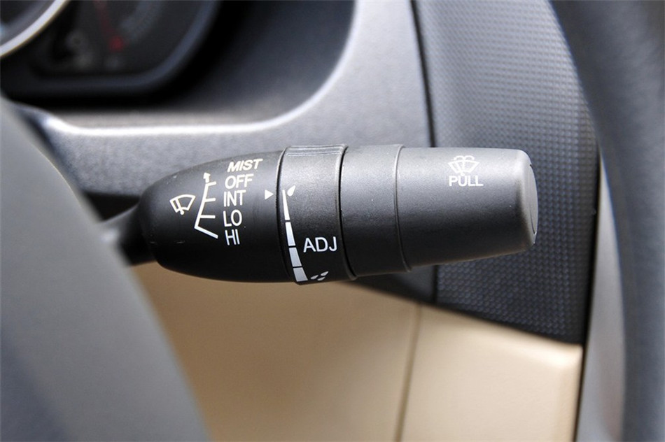 新锐版 2011款 1.5L MT 基本型