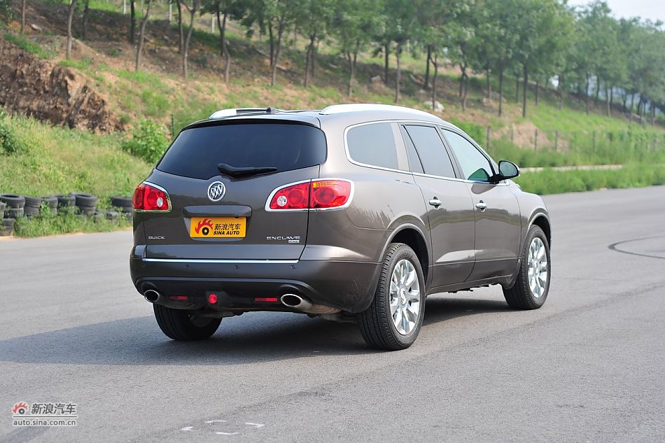 2010款别克昂科雷外观