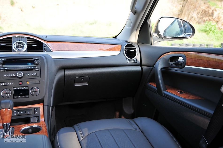 内饰及内部细节