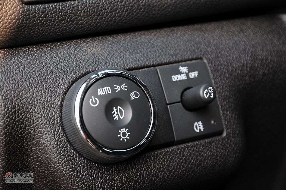 内饰及内部细节