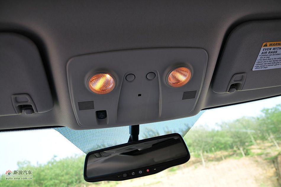 内饰及内部细节