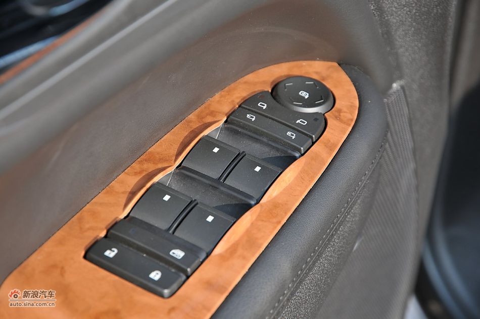 内饰及内部细节