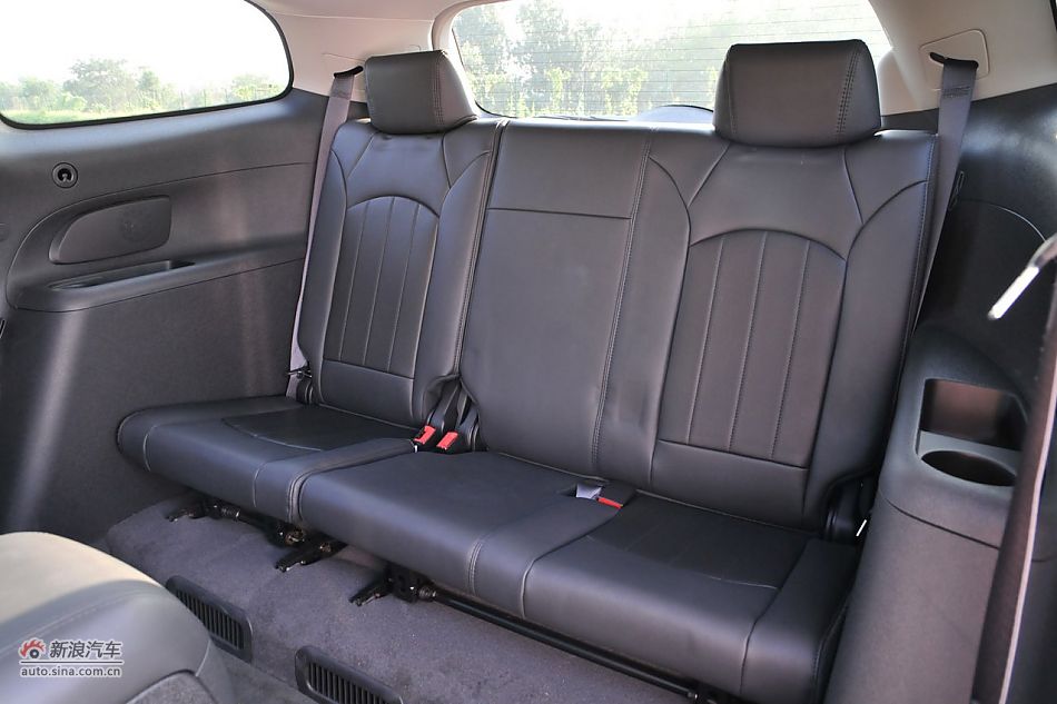 内饰及内部细节