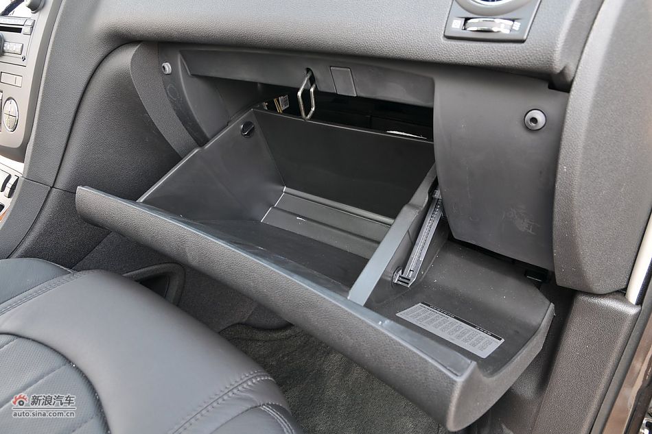 内饰及内部细节