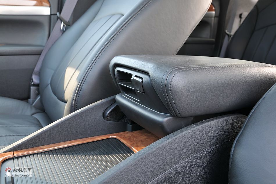 内饰及内部细节