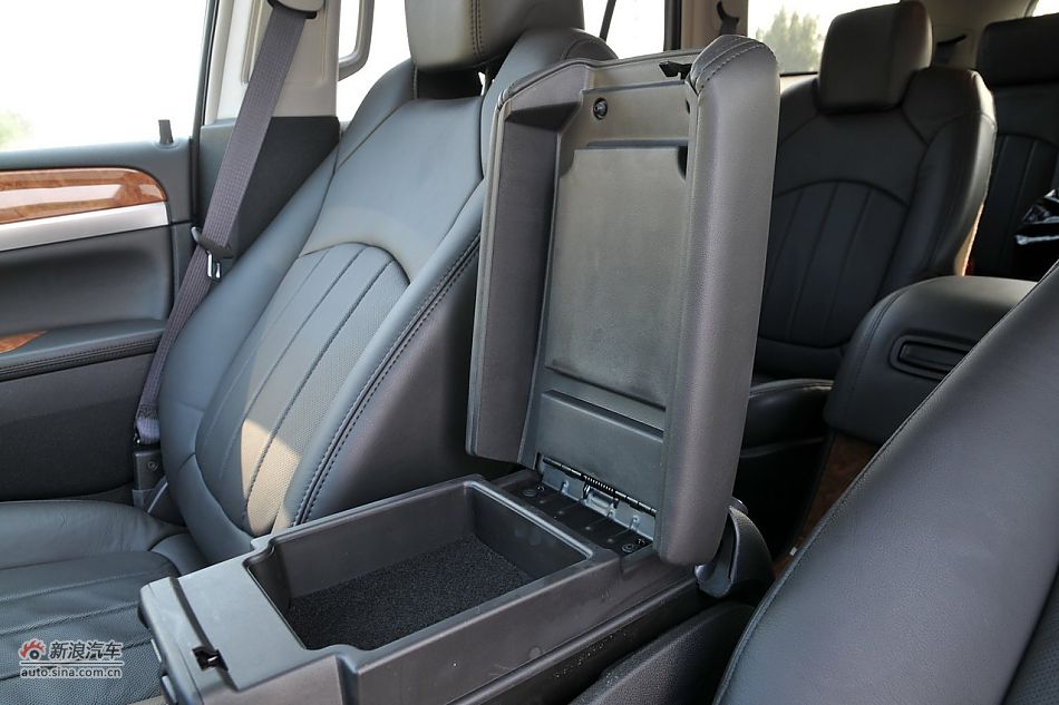 内饰及内部细节