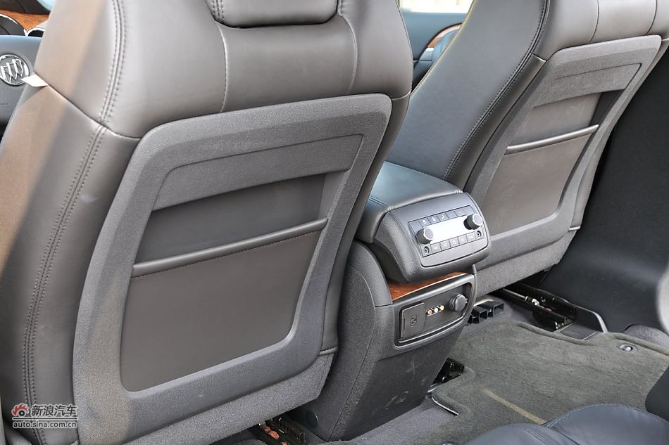 内饰及内部细节