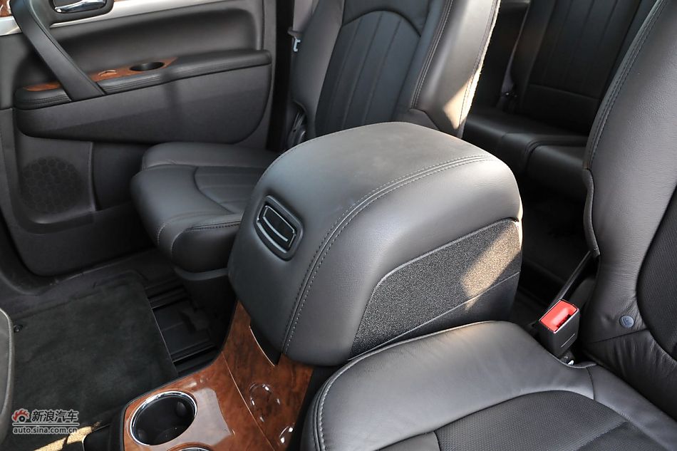 内饰及内部细节