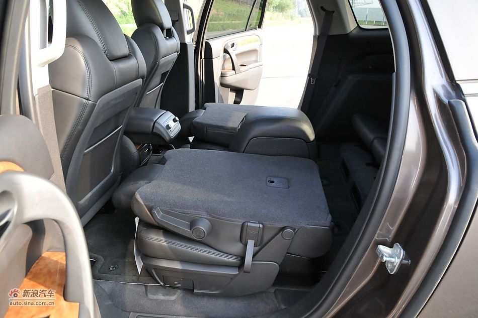 内饰及内部细节