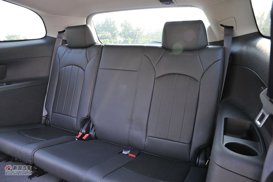 内饰及内部细节