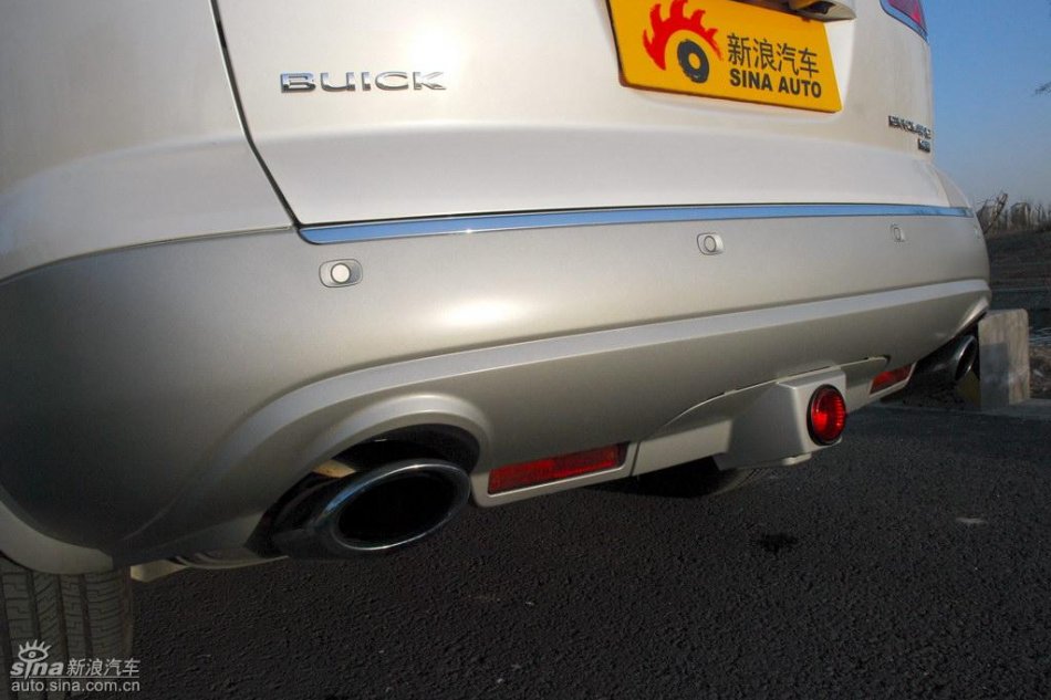 别克昂科雷外观实拍图