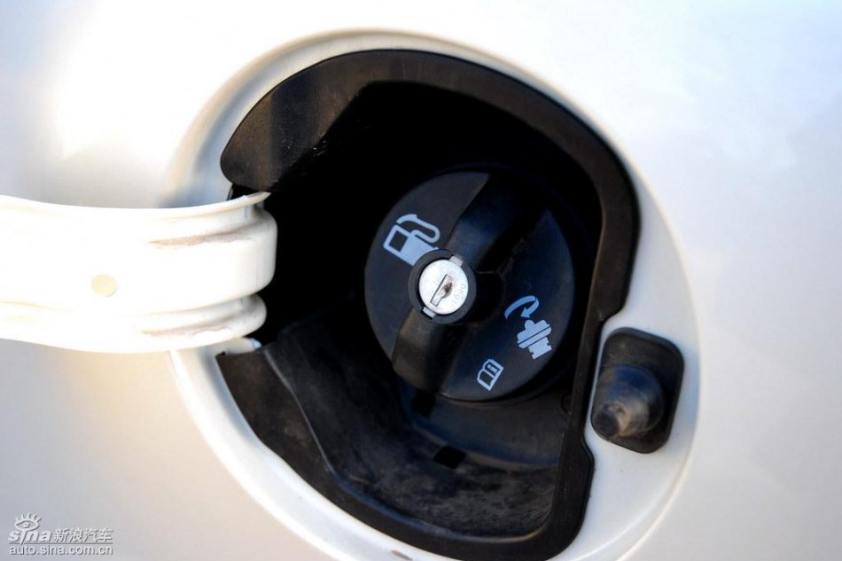 别克昂科雷外观实拍图