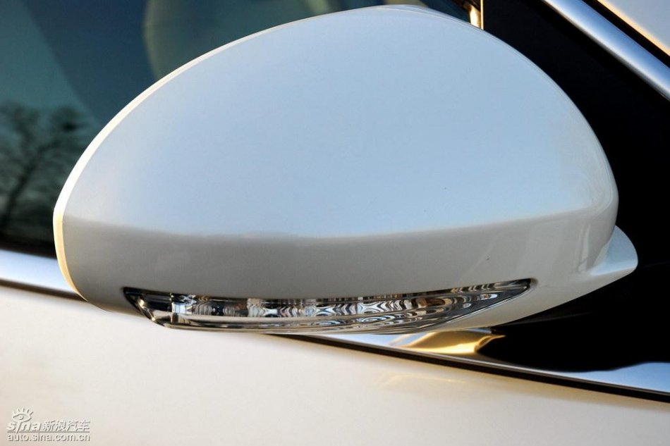 别克昂科雷外观实拍图