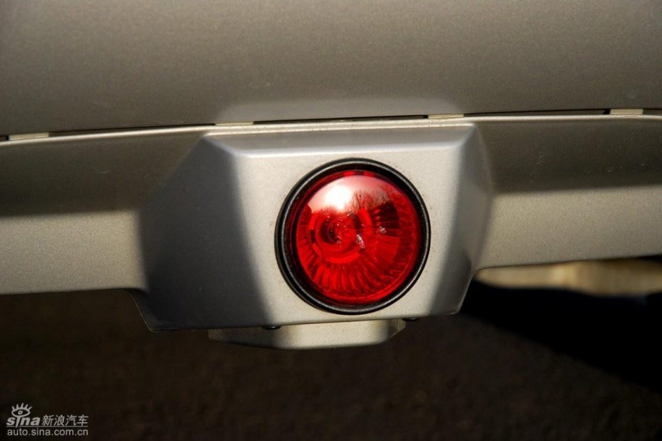 别克昂科雷外观实拍图