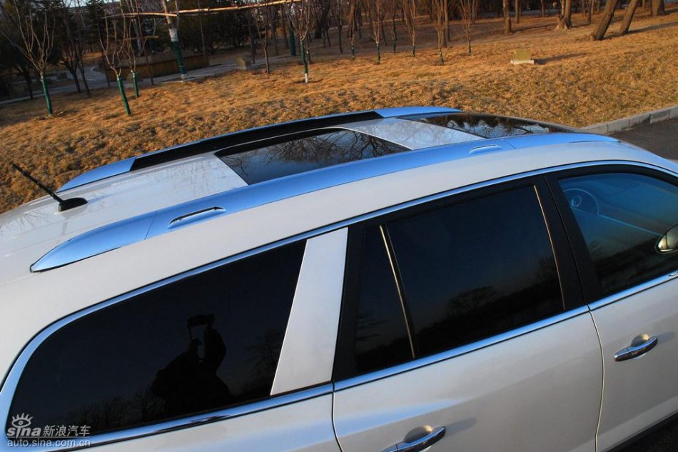 别克昂科雷外观实拍图