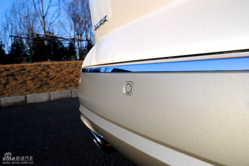 别克昂科雷外观实拍图
