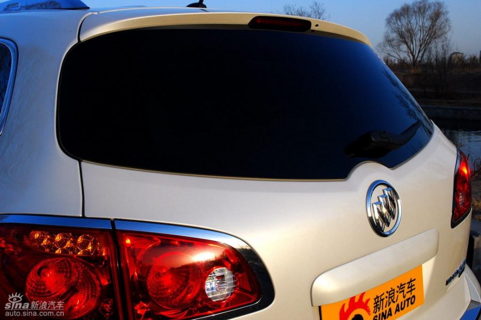 别克昂科雷外观实拍图