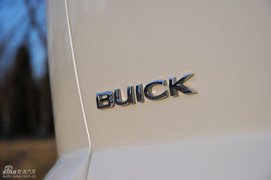 别克昂科雷外观实拍图