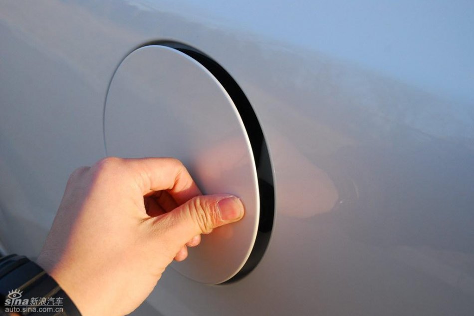 别克昂科雷外观实拍图