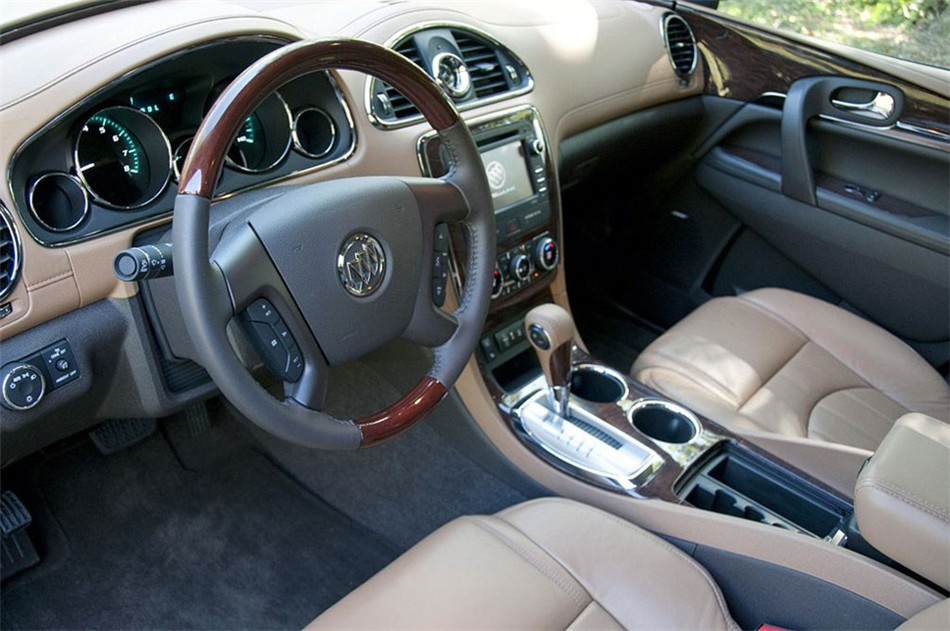 2013款 3.6L 四驱 AT 旗舰版 内饰