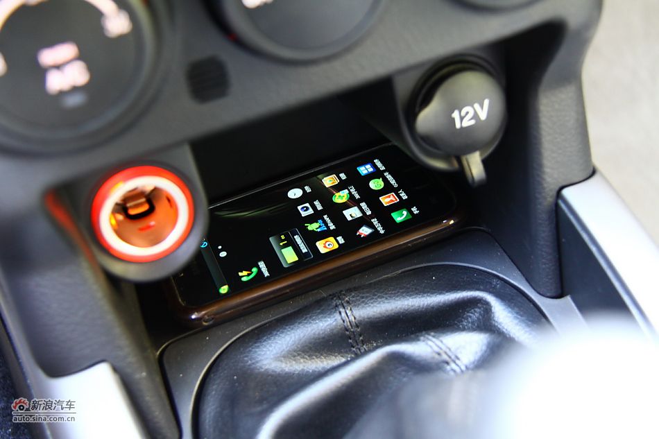 陆风X8座椅空间