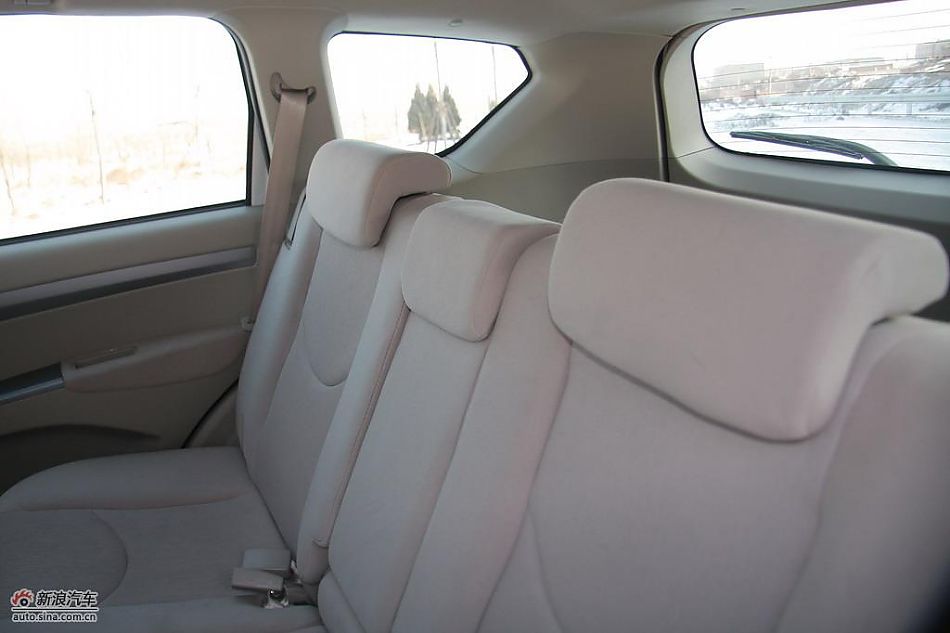 陆风X8试驾实拍图内饰