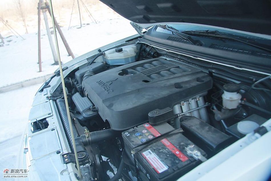 陆风X8试驾实拍图细节与其他