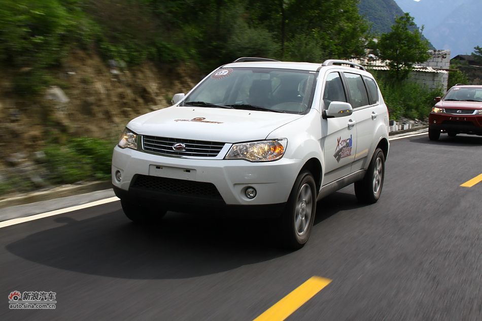 陆风X8试车实拍