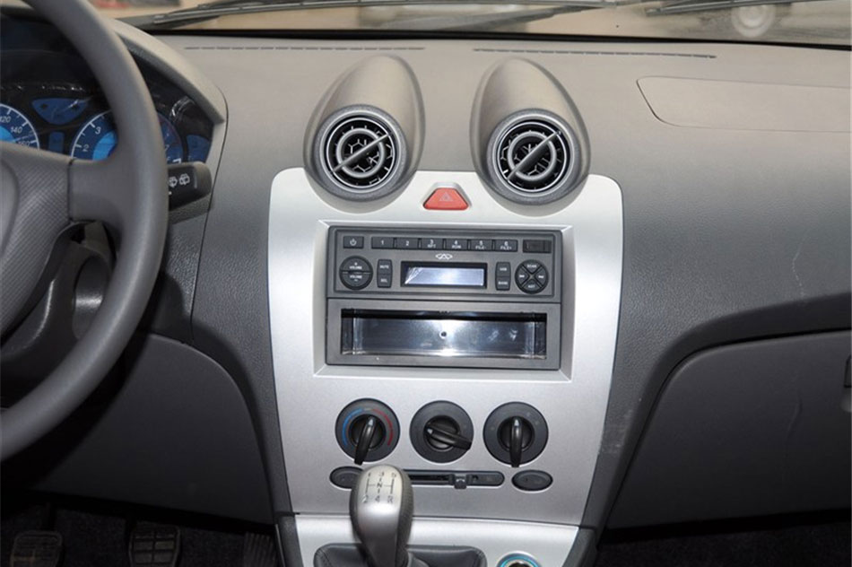 2011款开瑞优雅1.2L手动新标准型