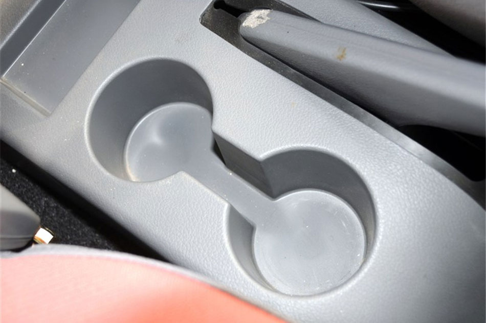 2011款开瑞优雅1.2L手动新标准型