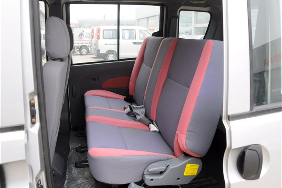 2011款开瑞优雅1.2L手动新标准型