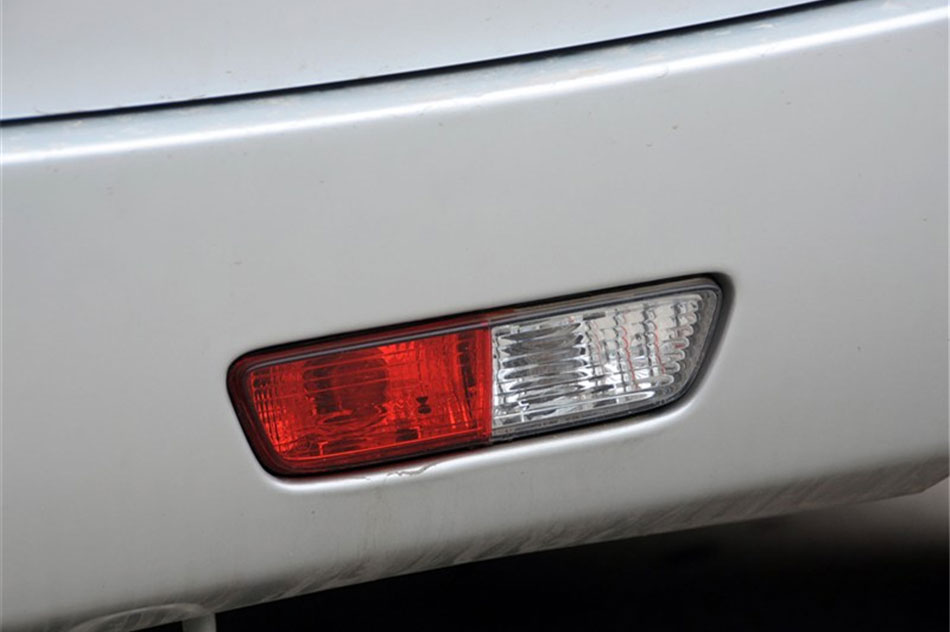 2011款开瑞优雅1.2L手动新标准型