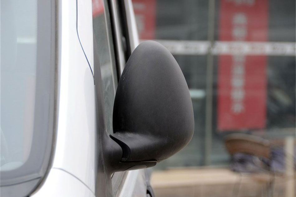 2011款开瑞优雅1.2L手动新标准型