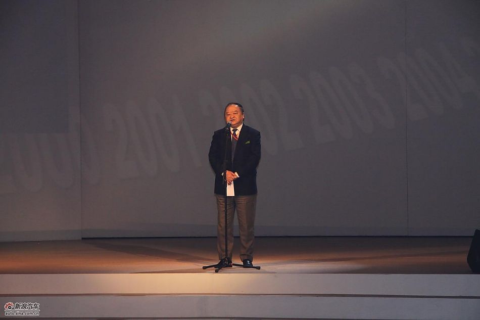 中国汽车工业协会名誉会长张小虞发言