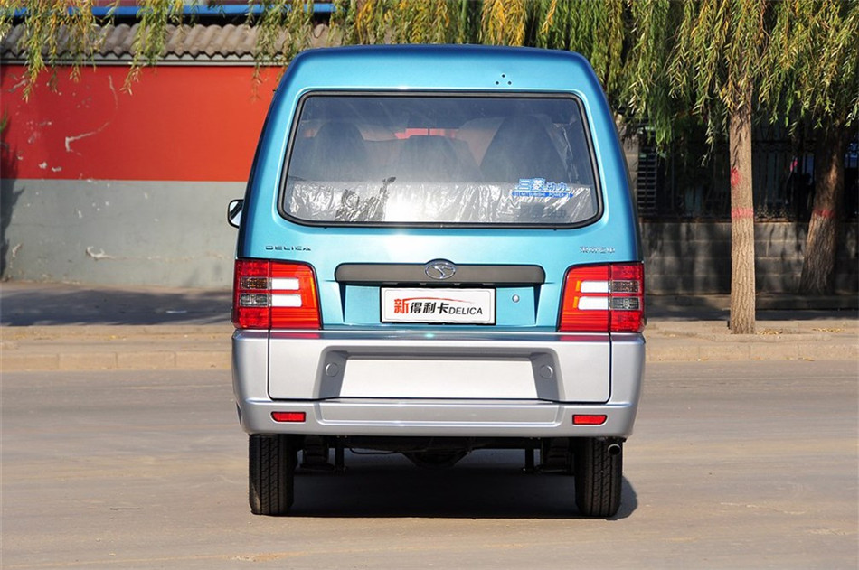 2014款 2.0L MT 新创业先锋实用型 7/9座 外观