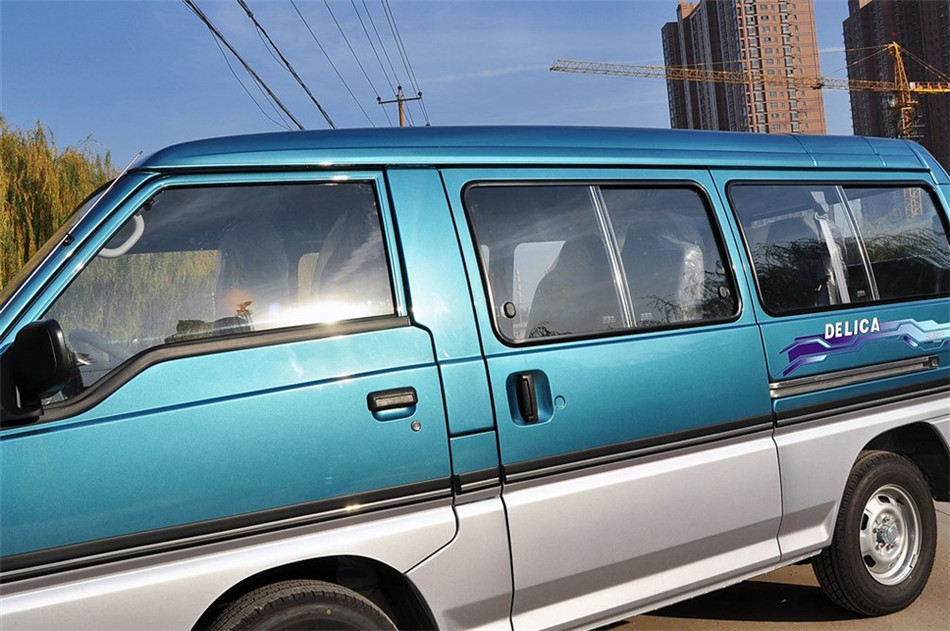 2014款 2.0L MT 新创业先锋实用型 7/9座 其他