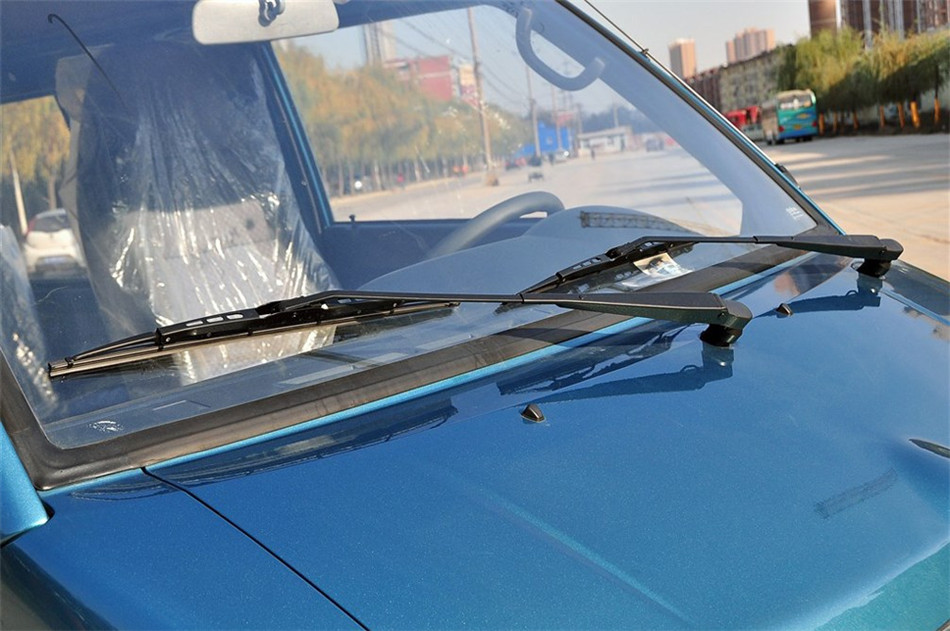 2014款 2.0L MT 新创业先锋实用型 7/9座 其他