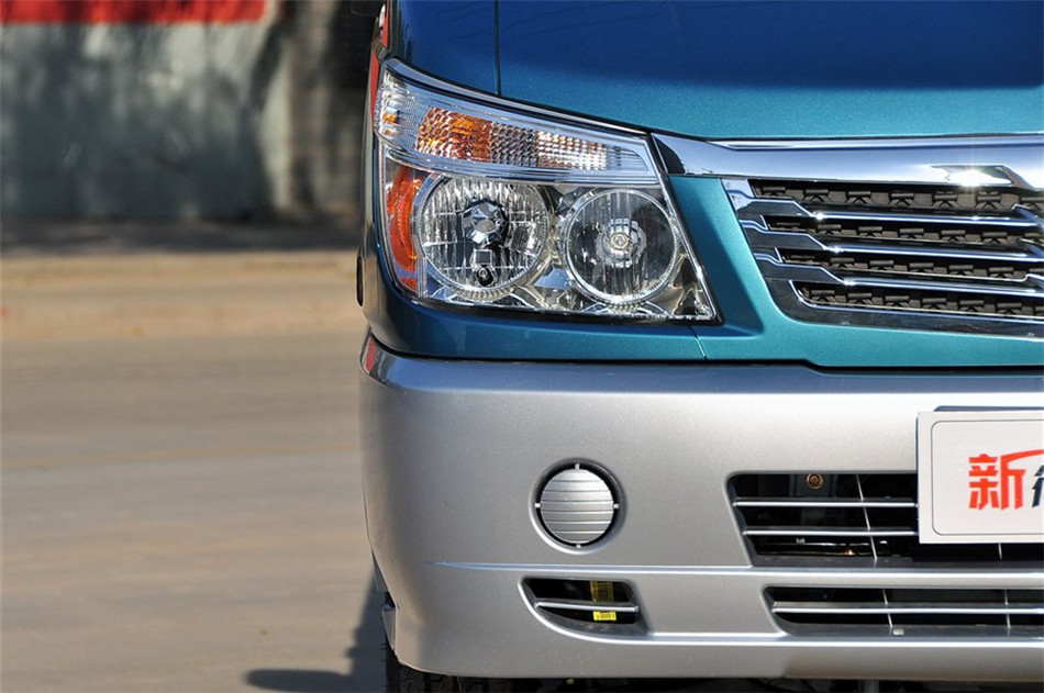 2014款 2.0L MT 新创业先锋实用型 7/9座 其他