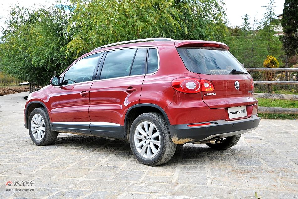 2010款途观2.0T四驱旗舰导航版