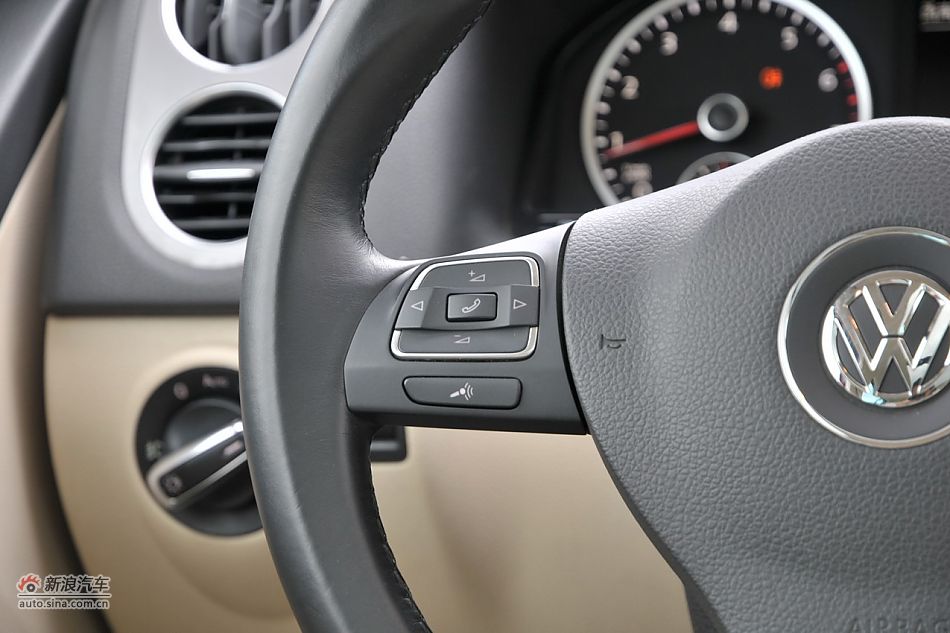 2010款途观2.0T四驱旗舰导航版