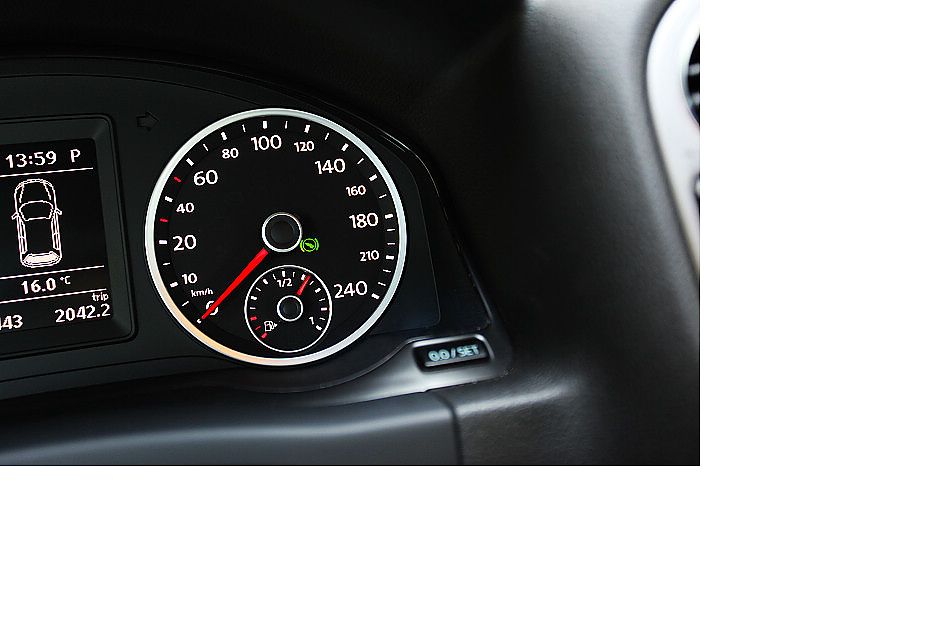 上海大众途观内饰图片