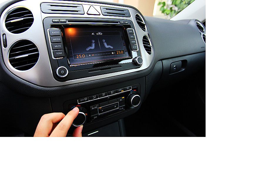 上海大众途观内饰图片