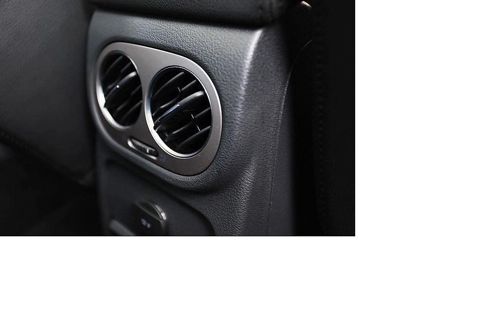 上海大众途观内饰图片