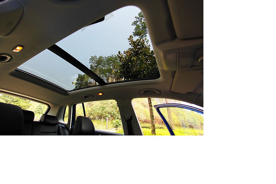 上海大众途观内饰图片