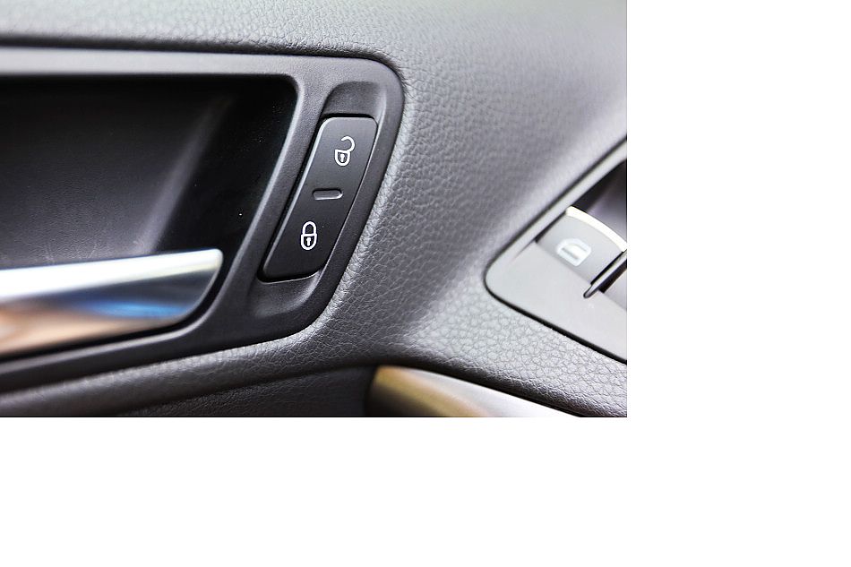 上海大众途观内饰图片