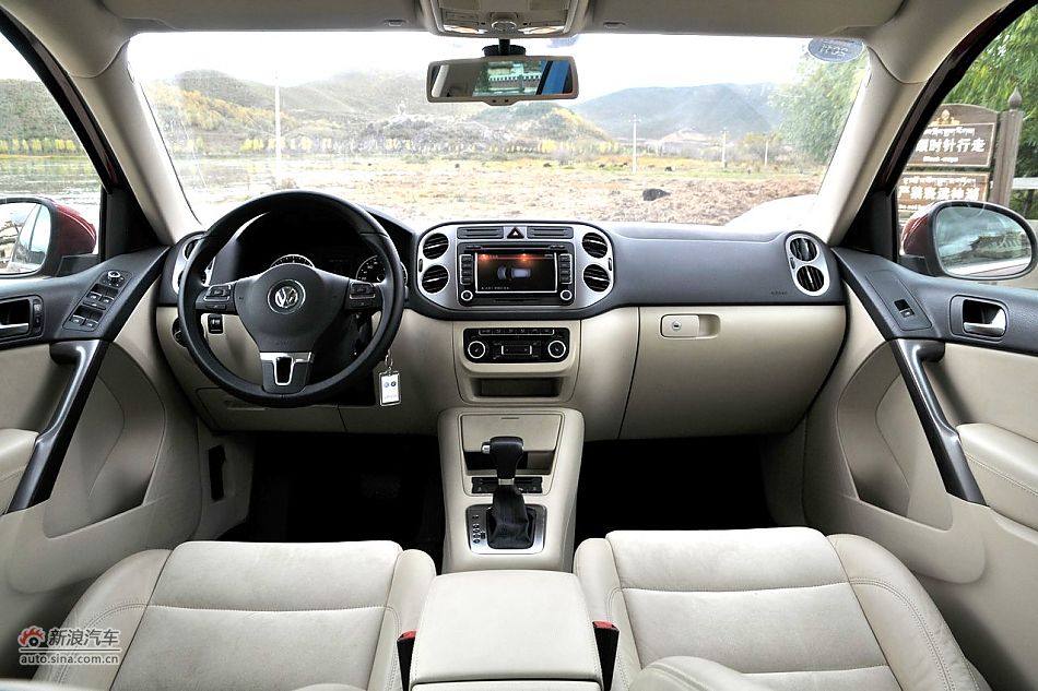 2010款途观2.0T四驱旗舰导航版